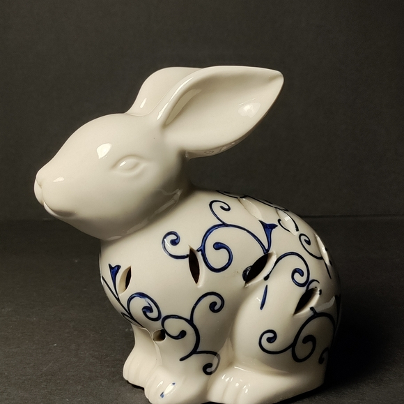 CERAMIC FIGURINE Other - CERAMIC FIGURINE⭐